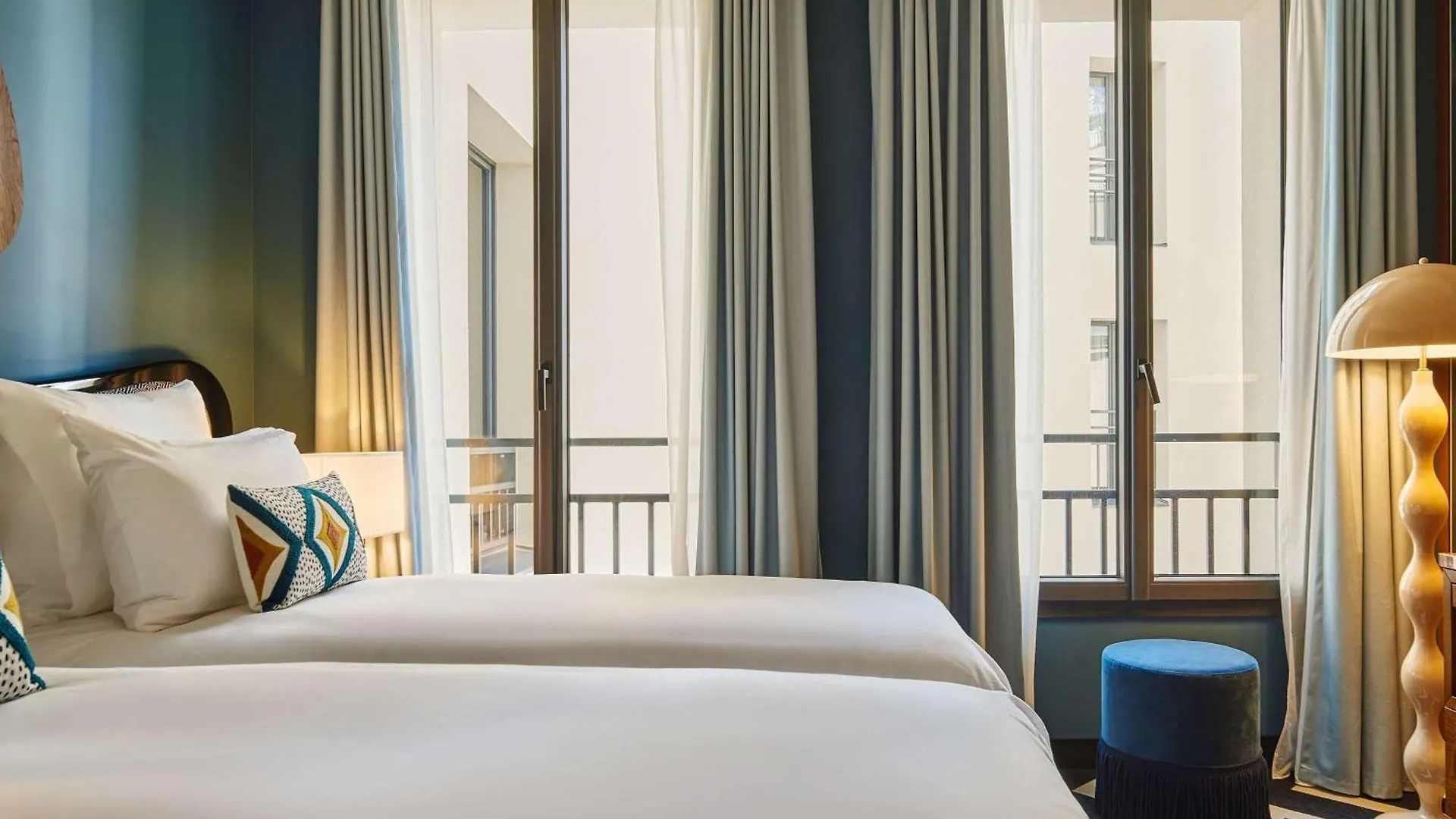 Mercure Butte Montmartre Basilique
