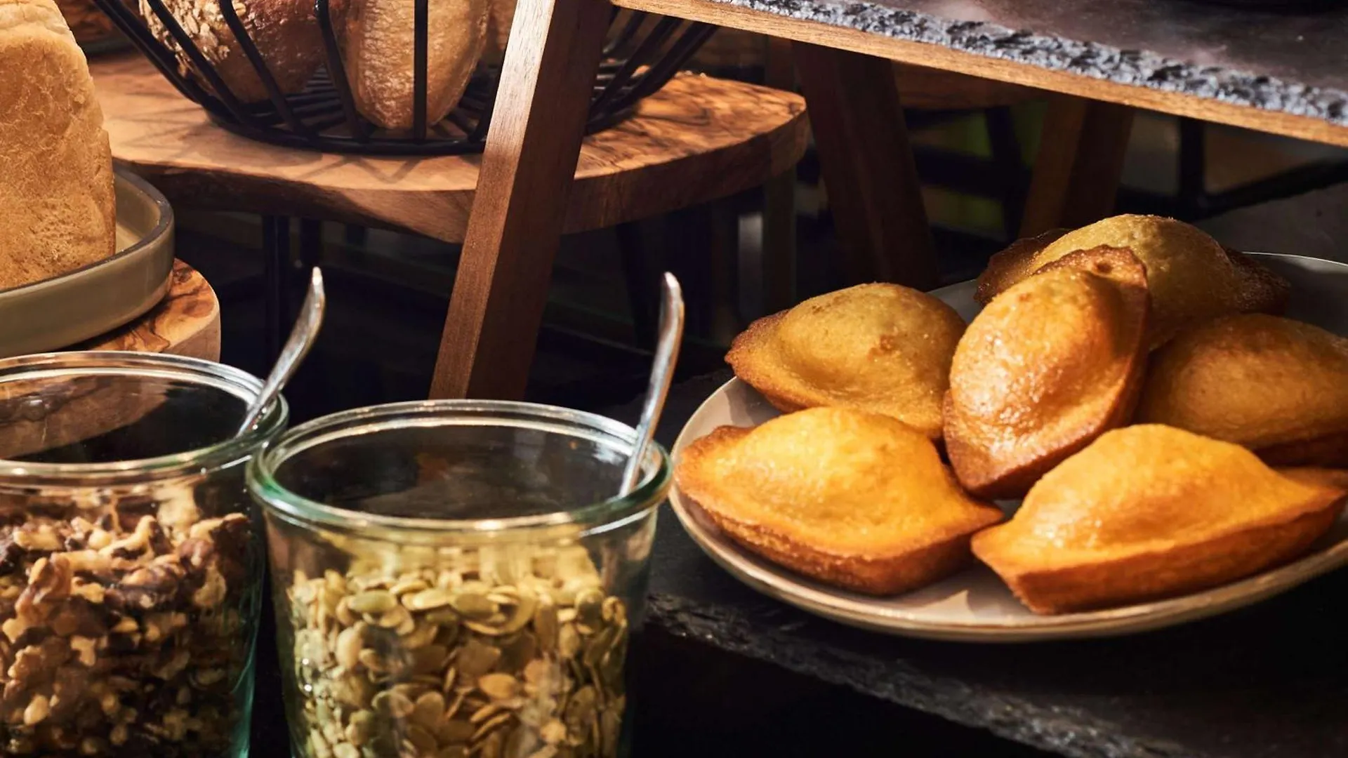 Mercure Butte Montmartre Basilique 4*