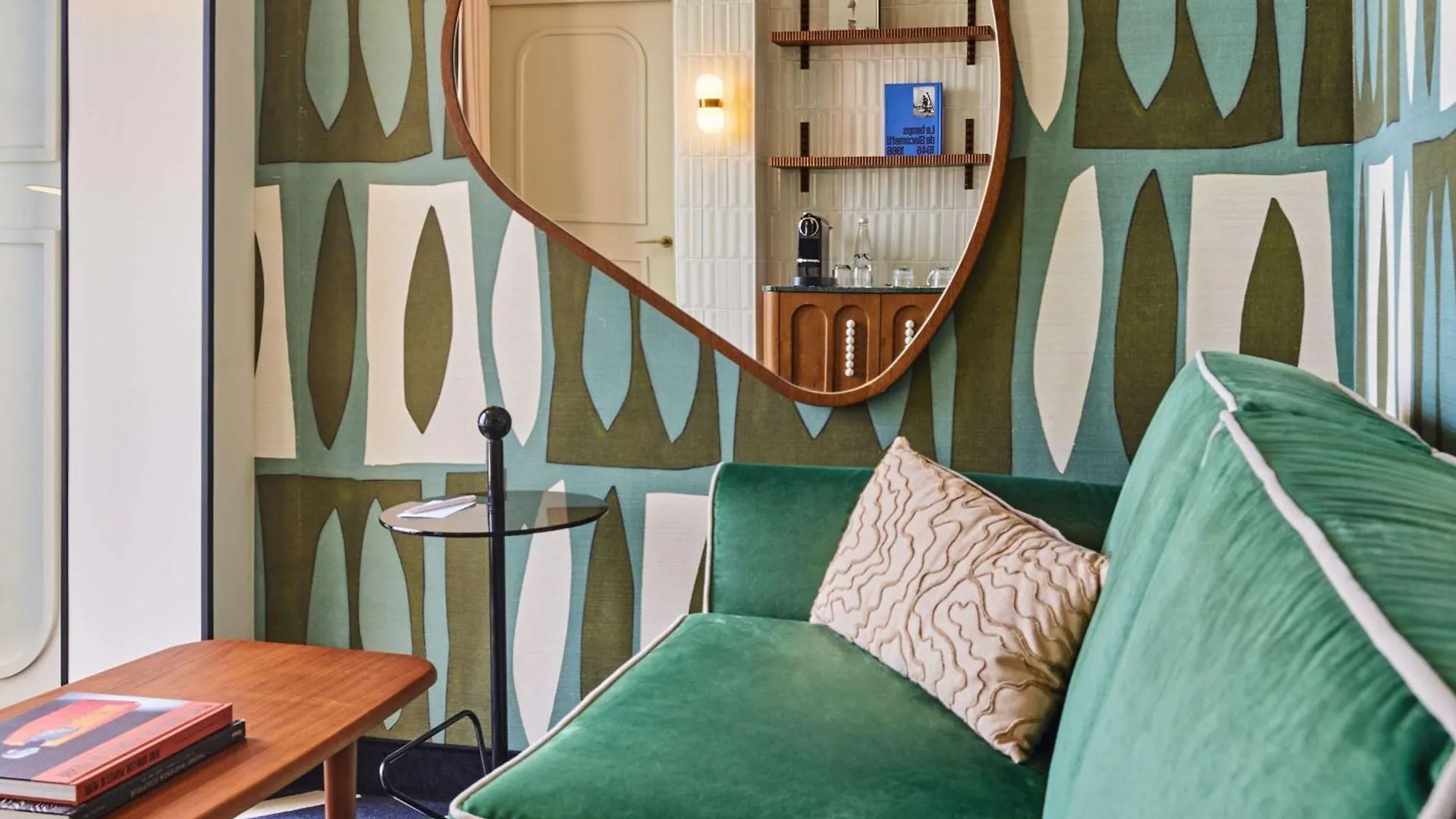 Hotel Mercure Butte Montmartre Basilique Paris